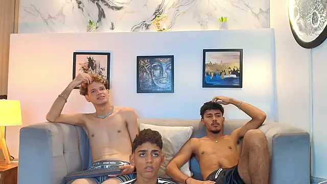 Онлайн чат XXX COUPLES_BOYS
