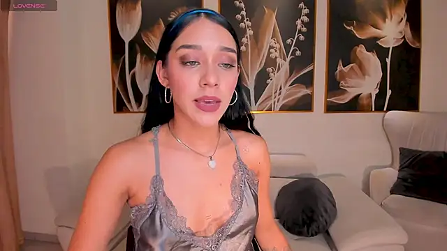 AmaliaCrus' Live XXX Chat