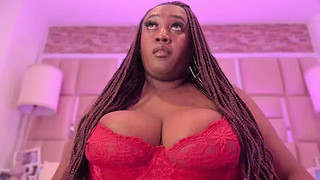 ShaniaBrownn's Live XXX Chat