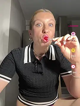 Kittie_Valentine Live XXX-chat