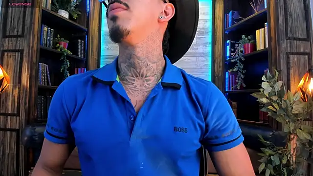 Donovan_Desmond Webcam show