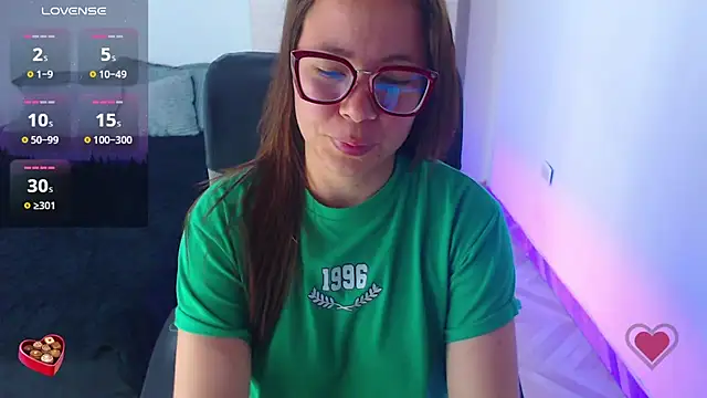 SharonR1 现场XXX聊天