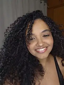 Chatroom XXX en direct de QeenPandinha