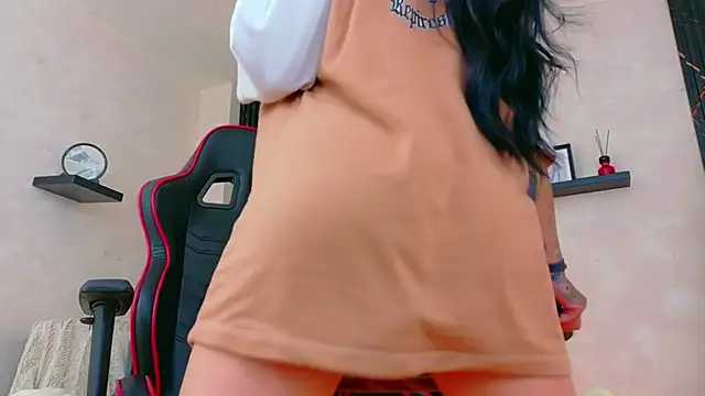 Živý XXX chat EmmyEvans1
