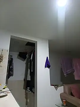 Valentina_Narvaez Adlı Modelin Canlı XXX Sohbeti