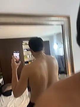 Lander_Cruz's Live XXX Chat