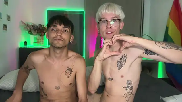 AlphaTwinks 即時 XXX 聊天