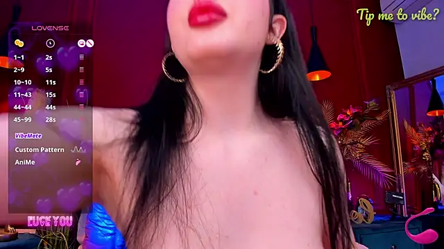Mayzzie 现场XXX聊天