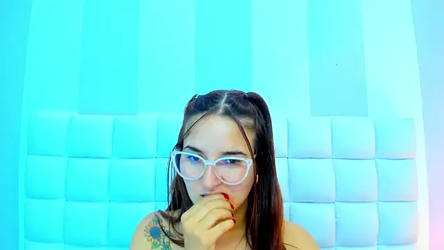 teresasroom_'s Live Chat Room