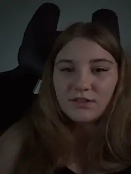 XXX chat uživo modela Flowers889