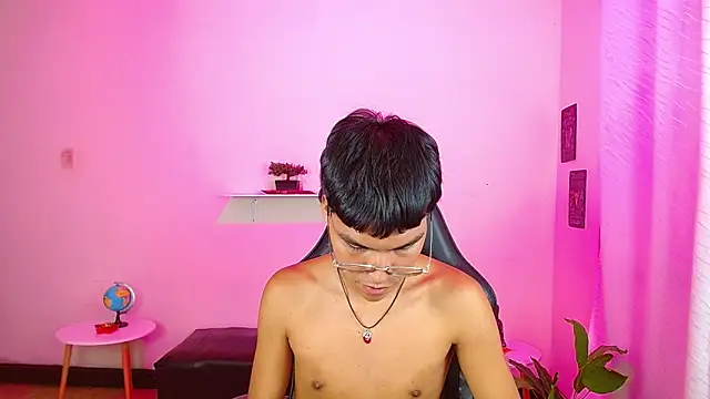 Maecum18 Webcam show
