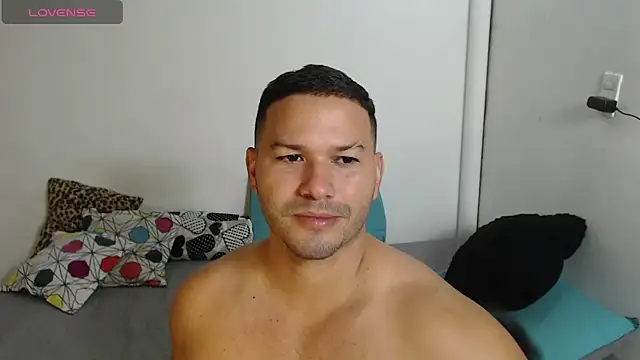 Tim_mz01 Chat XXX in diretta