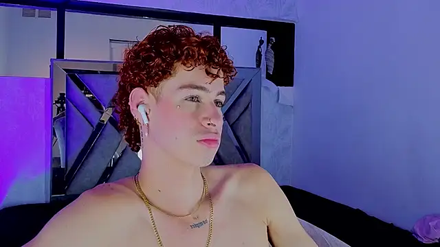 nova_salvatore Pertunjukan Webcam