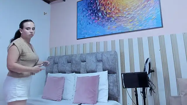 חדר צ'אט בשידור חי של nova_lane