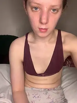 Tatum-Bear Show in webcam