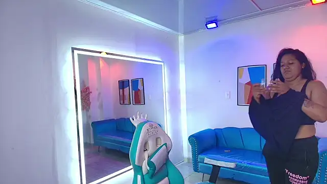 Isabella_rows Adlı Modelin Canlı XXX Sohbeti
