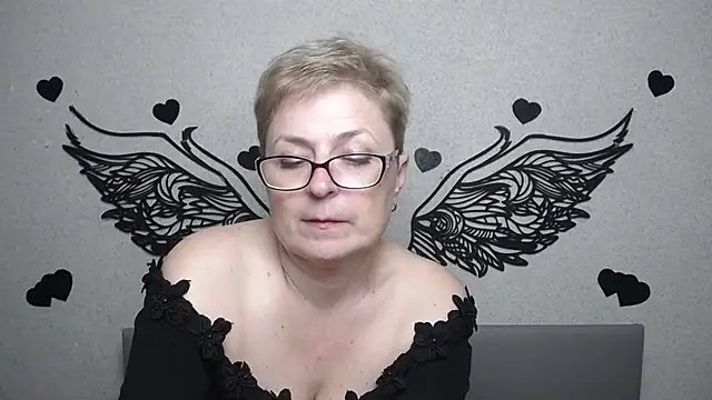 EmiliaGree Live XXX-chat