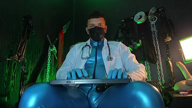 Chatroom XXX en direct de Master_Connor_BDSM