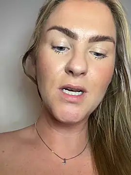 Charleigh_xx's Webcam Show