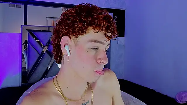 צ'אט XXX בשידור חי של nova_salvatore