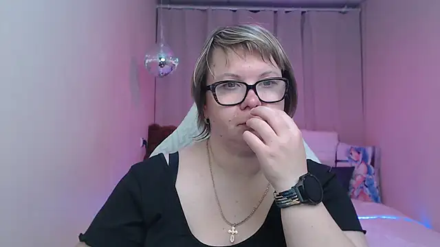 Chat +18 de BonnnyBoobsy ao vivo