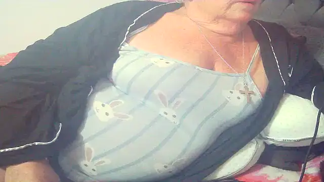 Playful_MILF_Demi Webcam Show