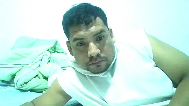 Angeldavid_02 Adlı Modelin Canlı XXX Sohbeti