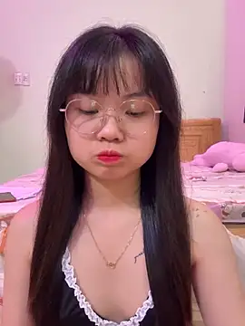 ___KARA___ Show Webcam