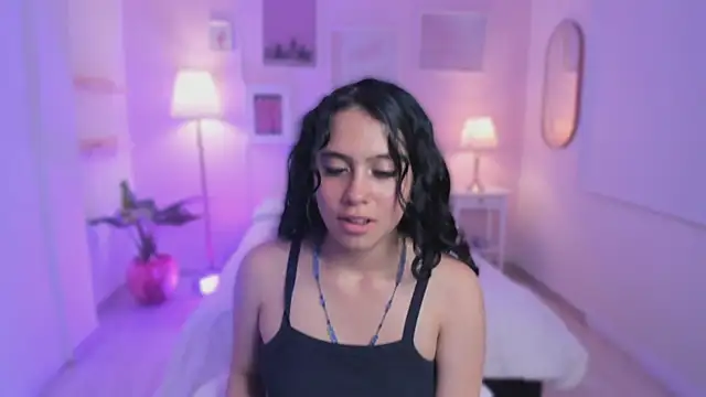 Kimdyy_'s Live XXX Chat