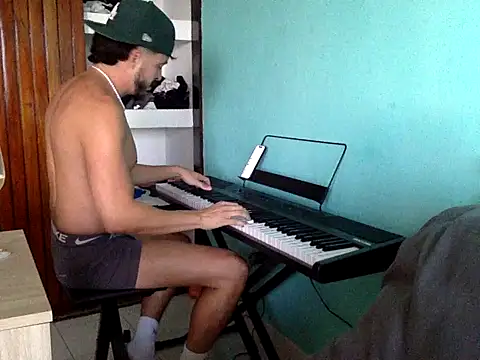 Show modela D0RAD0 na web-kameri