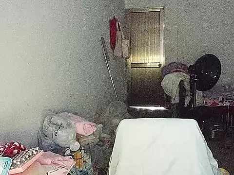 RebelAura Chat XXX in diretta