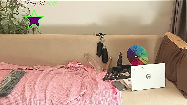 JadeStarUK 即時 XXX 聊天