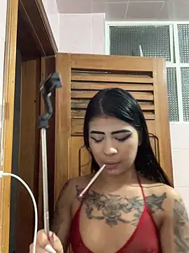 Dannii- Show in webcam
