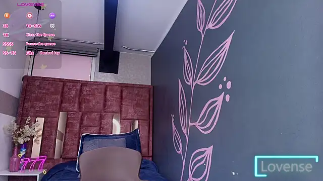 Chat XXX ao vivo de Kiara_Fox__