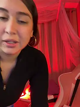 Valeriart Adlı Modelin Canlı XXX Sohbeti