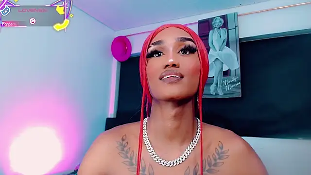Kendall_hornyy Show in webcam