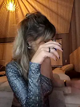 CelynaRoss Шоу с уебкамера