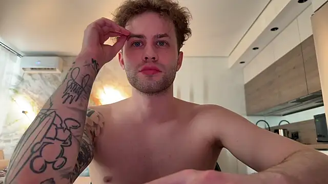 qwersprice's Live XXX Chat