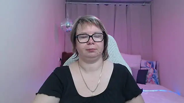 Chat XXX en directo de BonnnyBoobsy