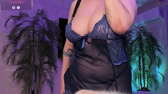 Chat +18 de JaniceKellex ao vivo