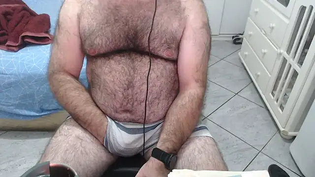 MysterBearMG's Webcam Show