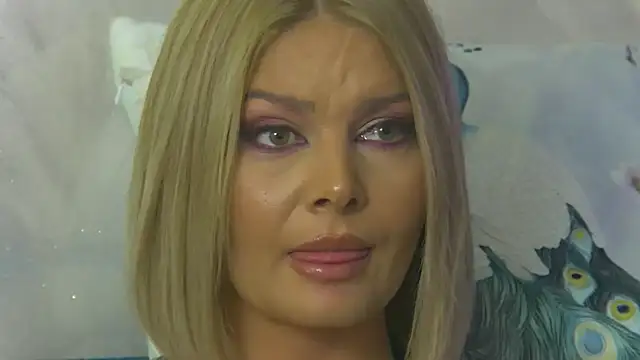 Chatroom XXX en direct de RissaRheys