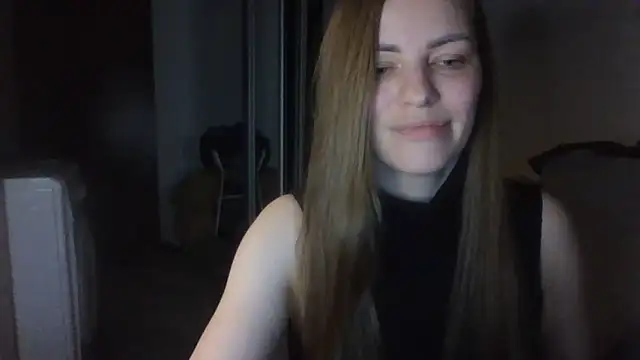 AnnaDiamond1 Adlı Modelin Canlı XXX Sohbeti