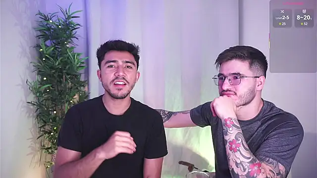 dam0n_fr0st Chat XXX live