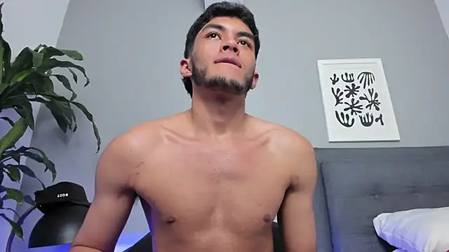 Tylerffoxxのウェブカメラショー