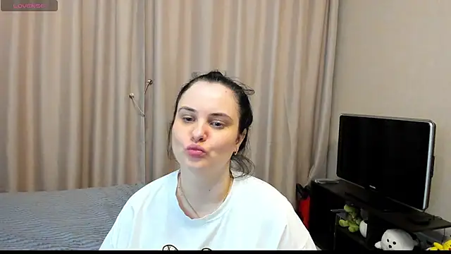 Chat +18 de AlanaBrox ao vivo