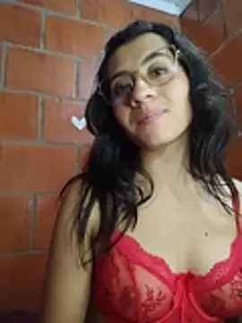 Amanda_x1 Adlı Modelin Canlı XXX Sohbeti