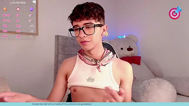 XXX chat uživo modela niico_prince
