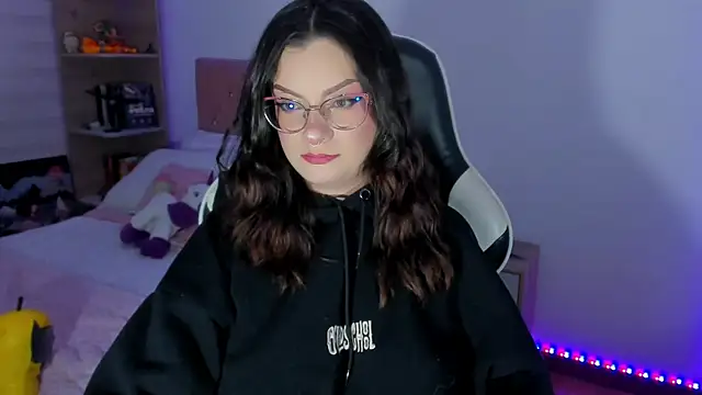 OphelianaRose33n Live XXX chat