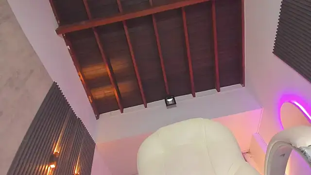 Sarah_Stone_ 라이브 XXX 채팅